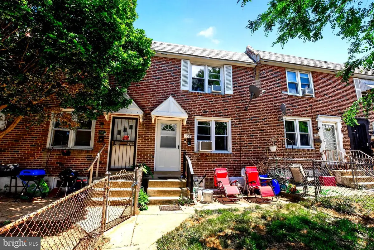 309 W 21st St, Chester, PA 19013 - #1