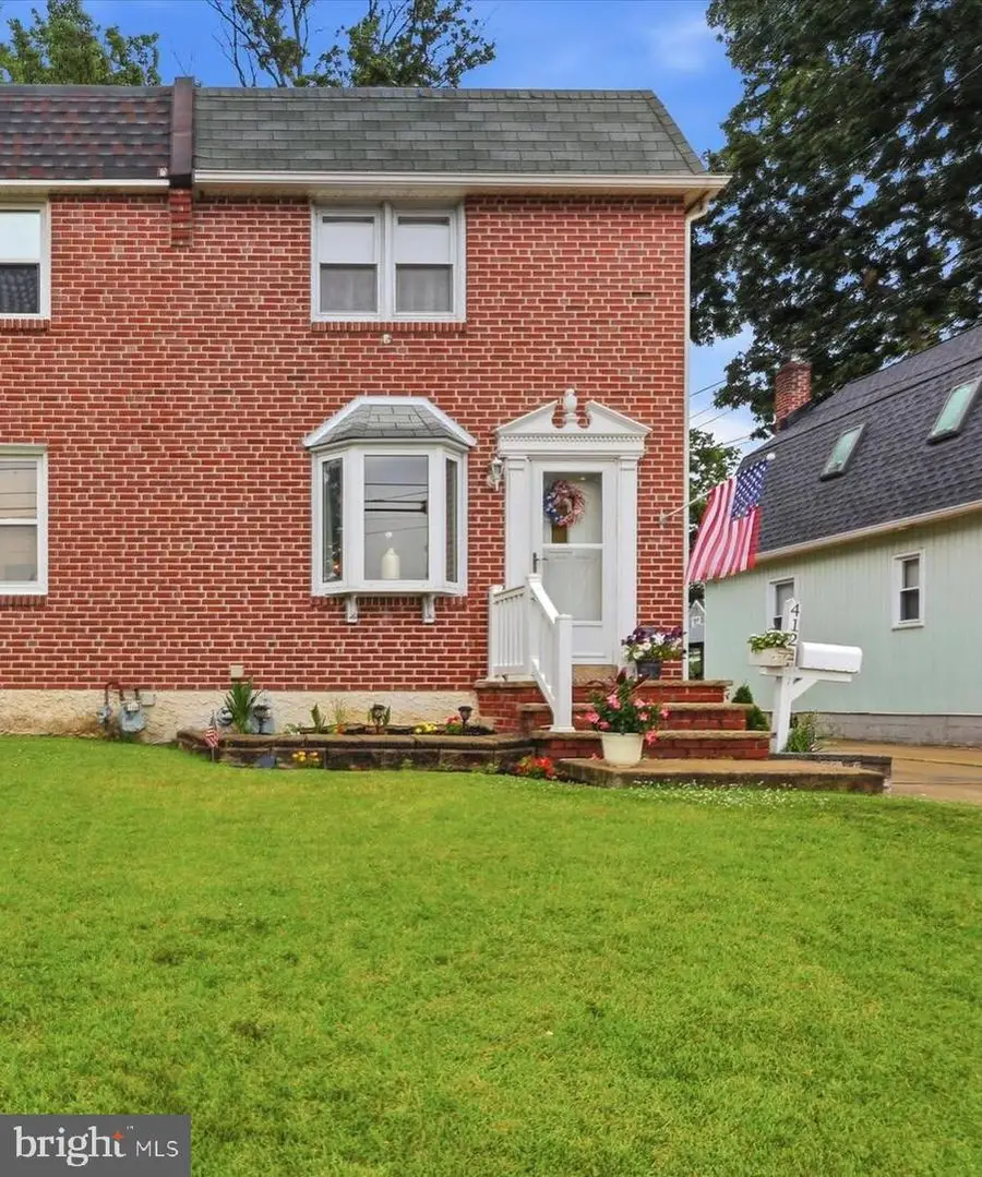 412 Hazel Ave, Folsom, PA 19033 - #2