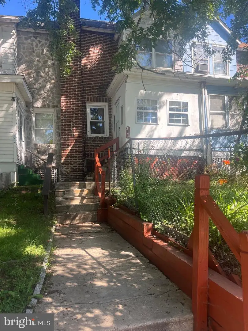 310 W 15th St, Chester, PA 19013 - #1