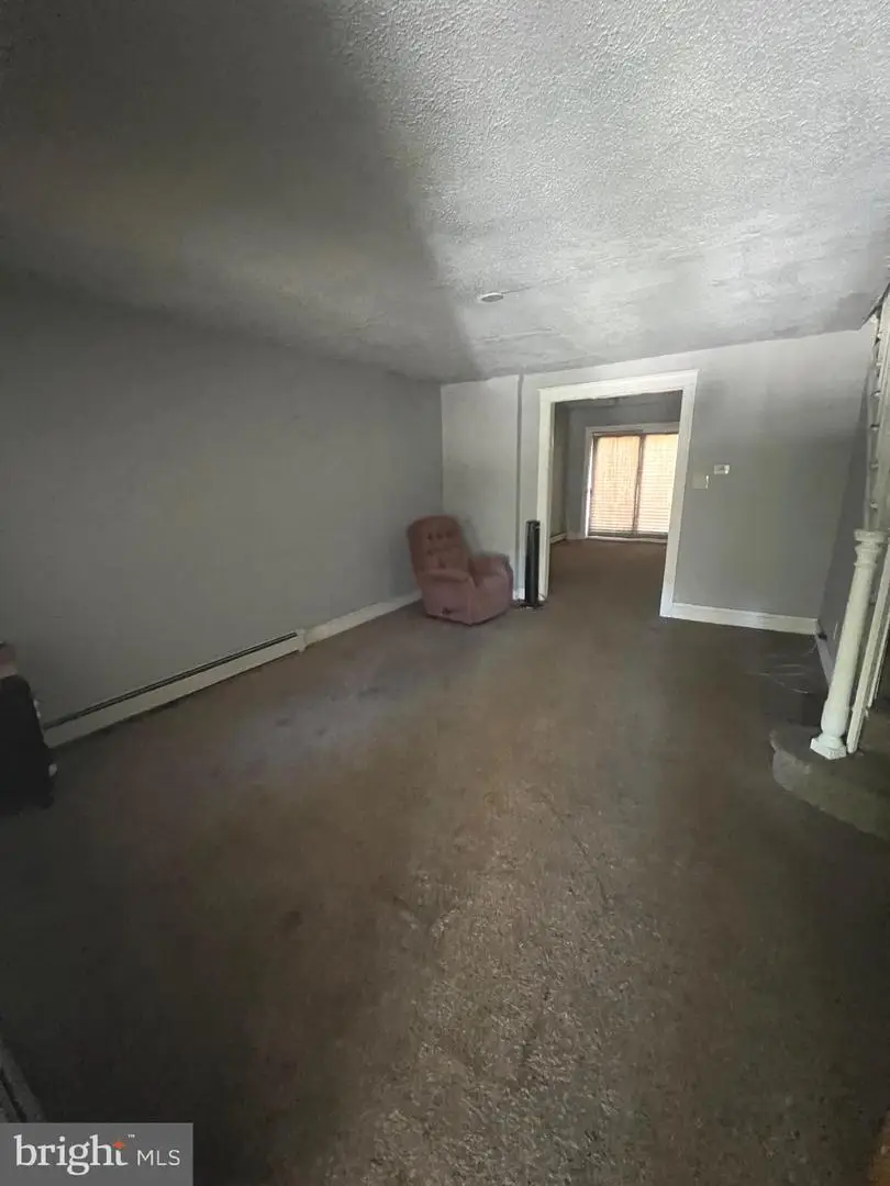310 W 15th St, Chester, PA 19013 - #2