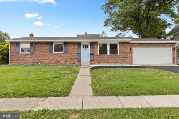 6 N Scott Ave, GLENOLDEN, PA 19036