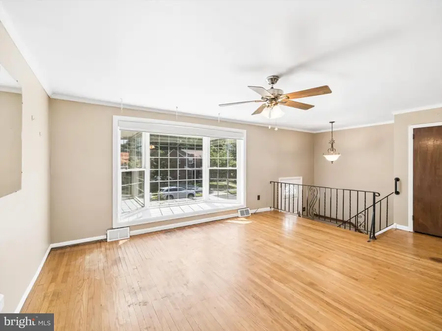 4899 Jackson Dr, Brookhaven, PA 19015 - #3