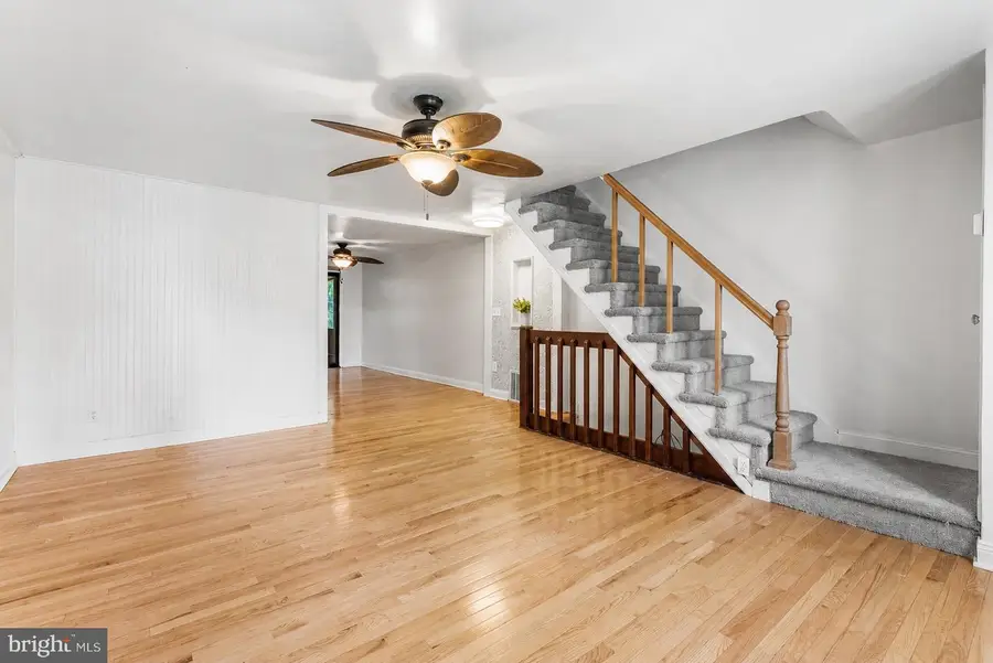 390 Glen Cove, Collingdale, PA 19023 - #2