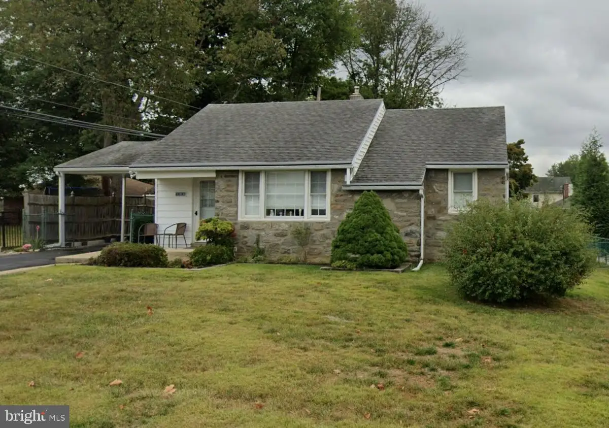 105 Harmil Rd, Broomall, PA 19008 - #1