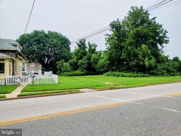 100 W Brookhaven Rd, BROOKHAVEN, PA 19015