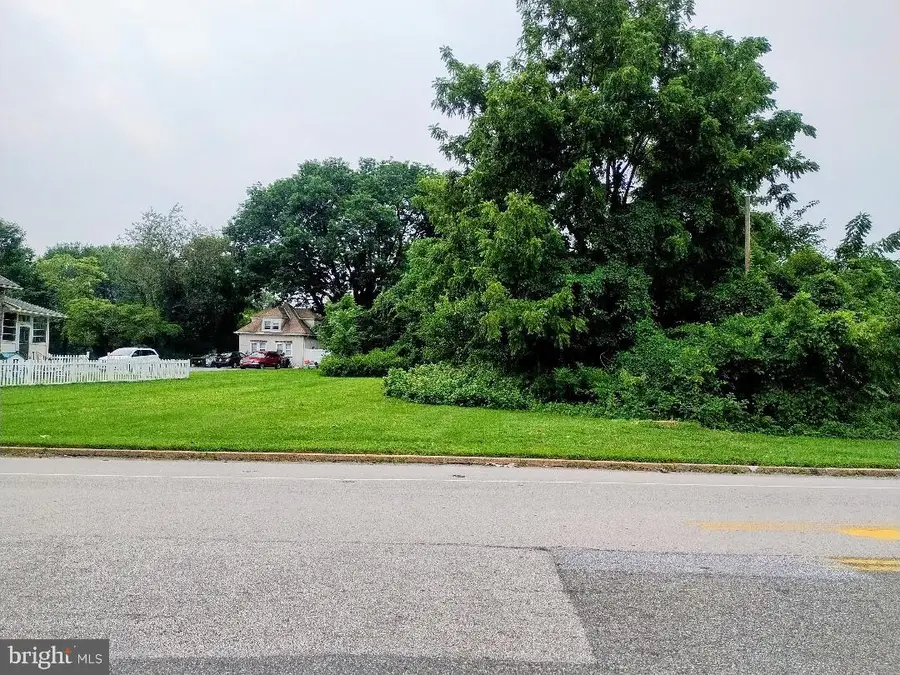 100 W Brookhaven Rd, Brookhaven, PA 19015 - #2