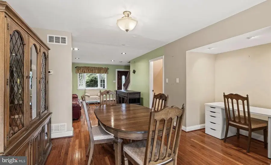 377 E Madison Ave, Clifton Heights, PA 19018 - #2