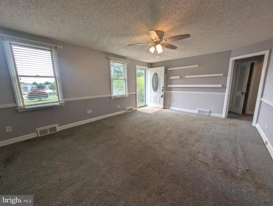 1129 Providence Rd, Springfield, PA 19064 - #3