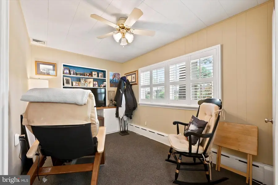 736 Oak View Rd #100, Ardmore, PA 19003 - #3