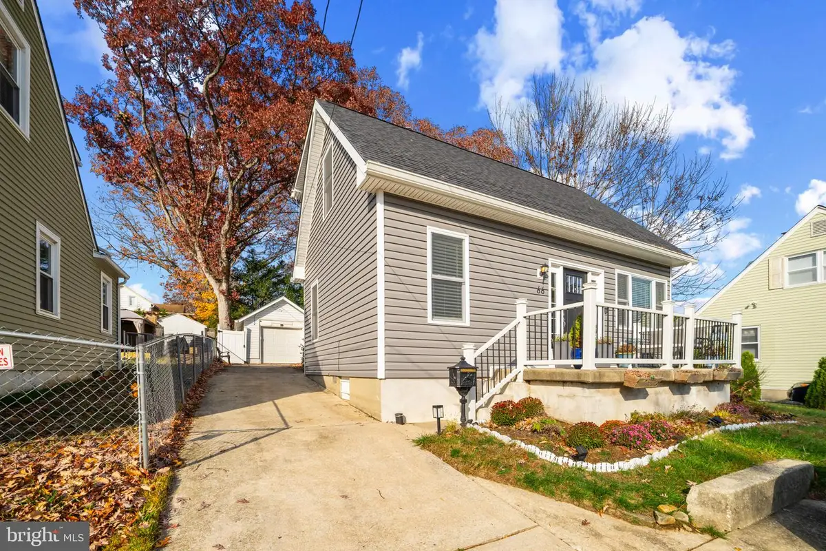 66 Northwood Rd, Newtown Square, PA 19073 - #1