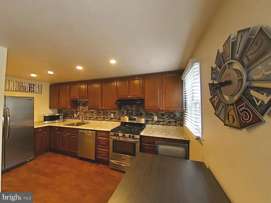 2071 Kent Rd, Folcroft, PA 19032 - #2