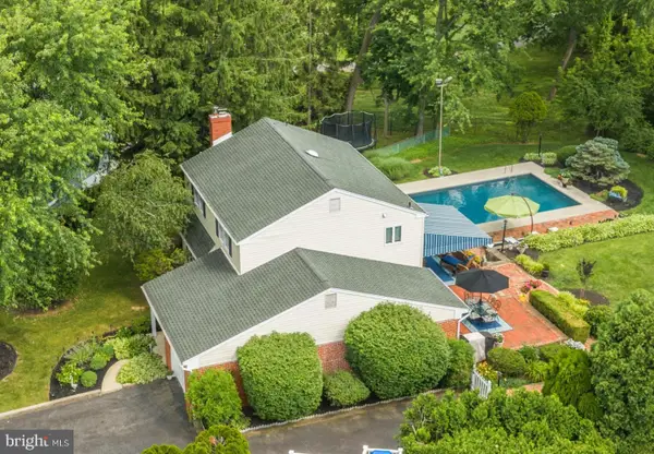 217 Hemlock Ln, SPRINGFIELD, PA 19064
