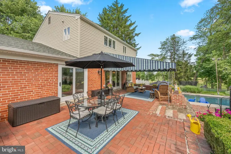 217 Hemlock Ln, Springfield, PA 19064 - #3