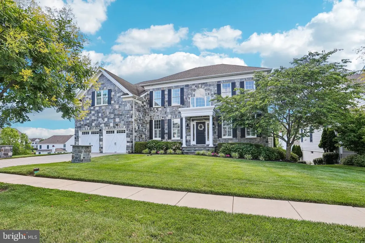 500 Park Hill Ln, Newtown Square, PA 19073 - #1