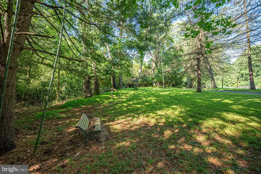 220 Harvey Rd, Chadds Ford, PA 19317 - #2
