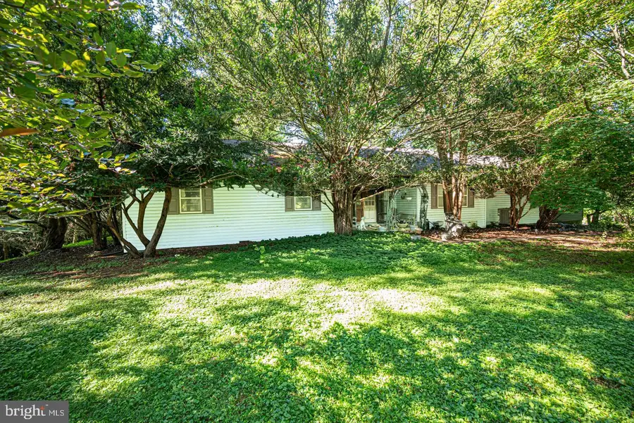 220 Harvey Rd, Chadds Ford, PA 19317 - #3