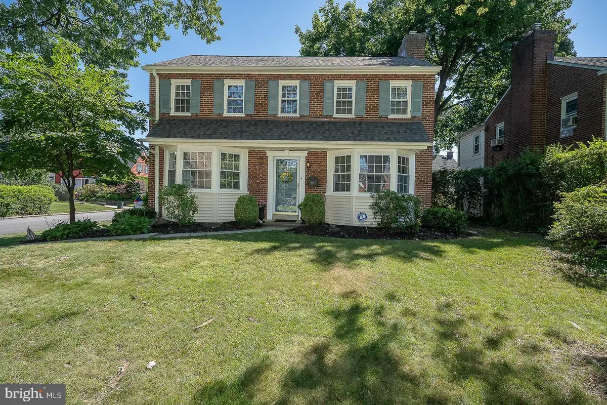 321 Earlington Rd, Havertown, PA 19083 - #1