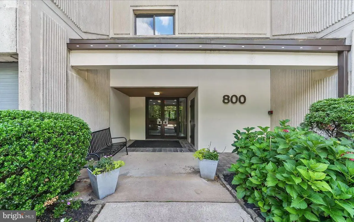800 Avondale Rd #2k, Wallingford, PA 19086 - #1