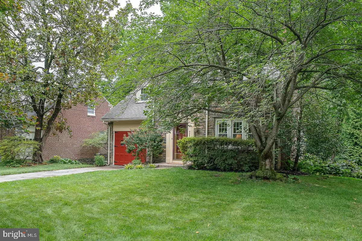 525 W Beechtree Ln, Wayne, PA 19087 - #1