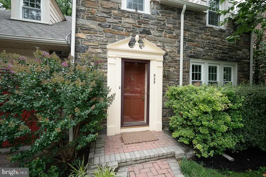 525 W Beechtree Ln, Wayne, PA 19087 - #3