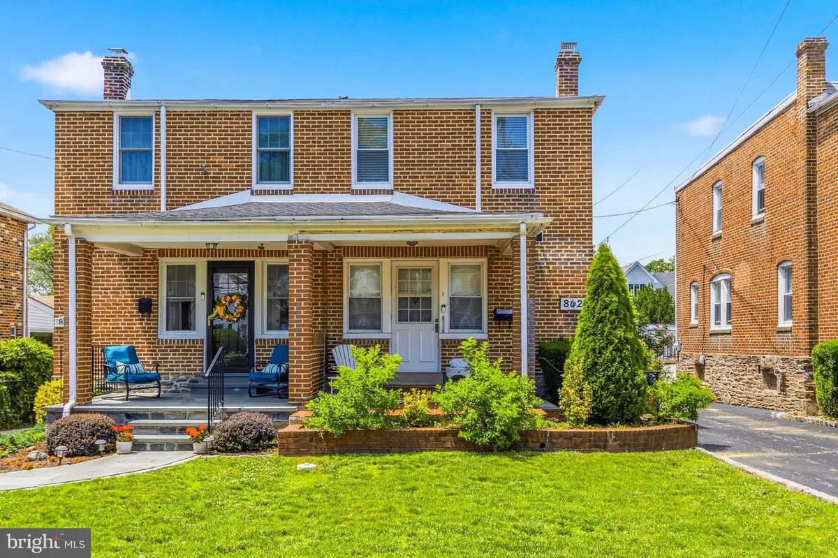 862 Martin Ave, Bryn Mawr, PA 19010 - #1