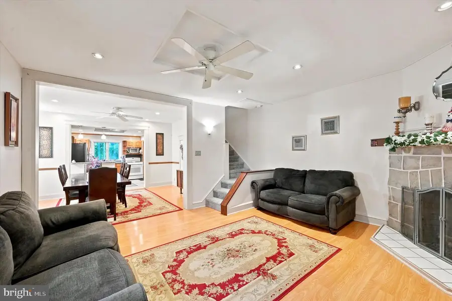 3845 Albemarle Ave, Drexel Hill, PA 19026 - #3