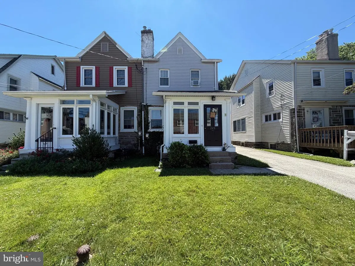 223 Williams Rd, Bryn Mawr, PA 19010 - #1