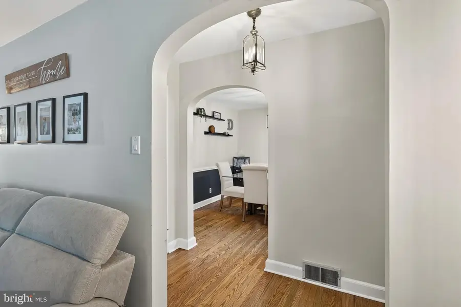 208 Stanton Rd, Havertown, PA 19083 - #3