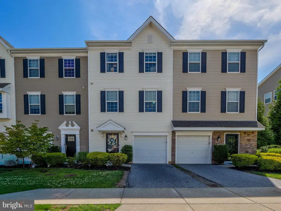 14 Faraday Ct, Morton, PA 19070 - #2