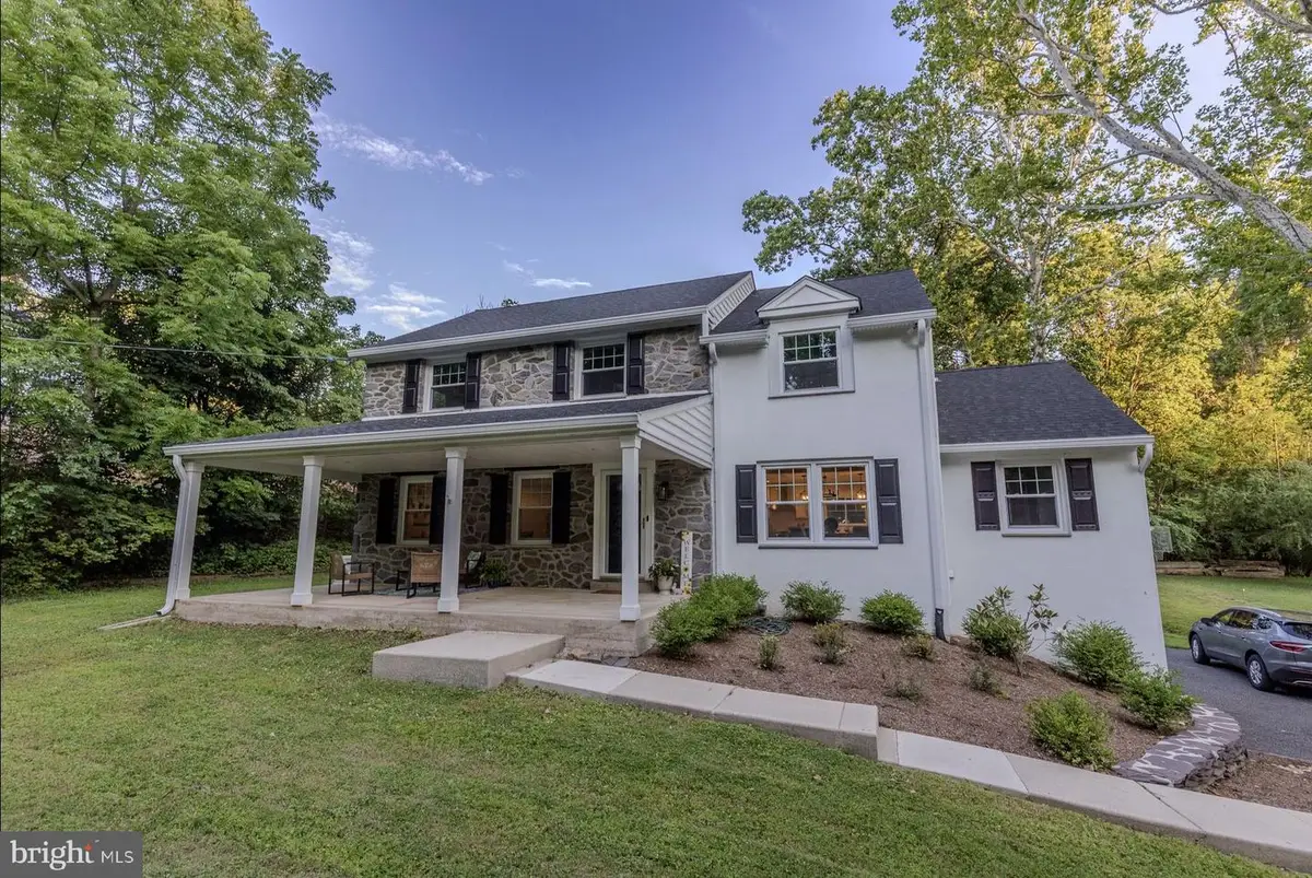 61 Chapel Hill Rd, Media, PA 19063 - #1