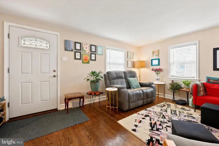 716 Howard Ave, Havertown, PA 19083 - #3
