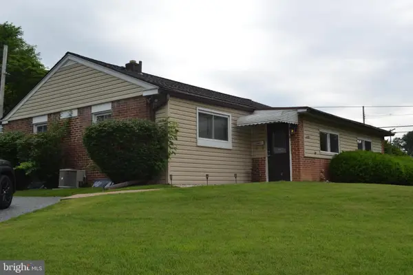 2220 Baldwin Run Dr, ASTON, PA 19014