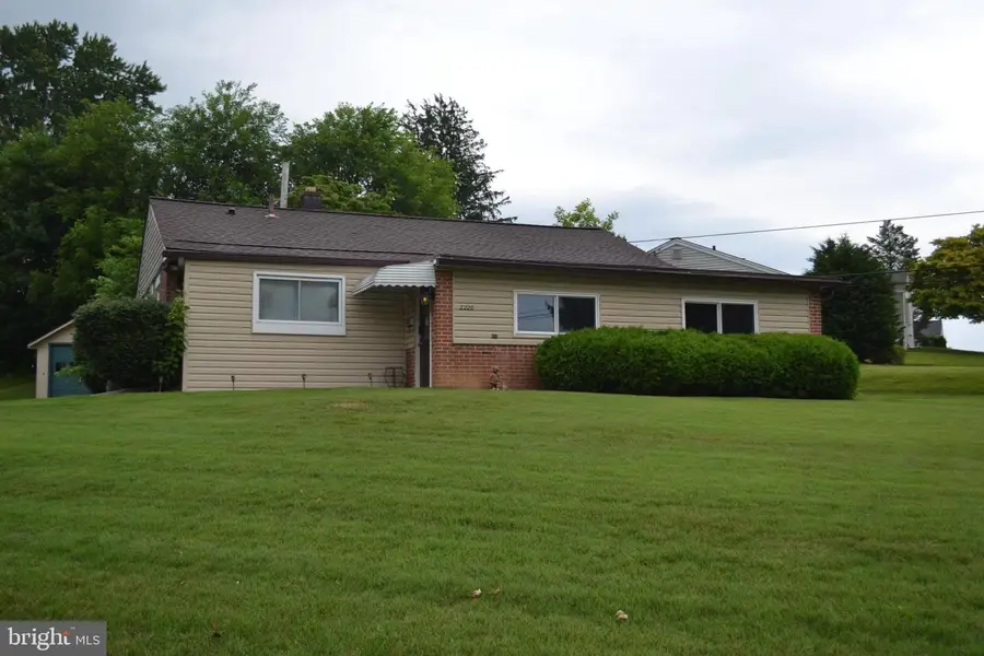2220 Baldwin Run Dr, Aston, PA 19014 - #2