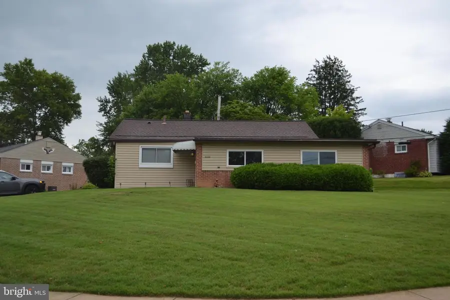2220 Baldwin Run Dr, Aston, PA 19014 - #3