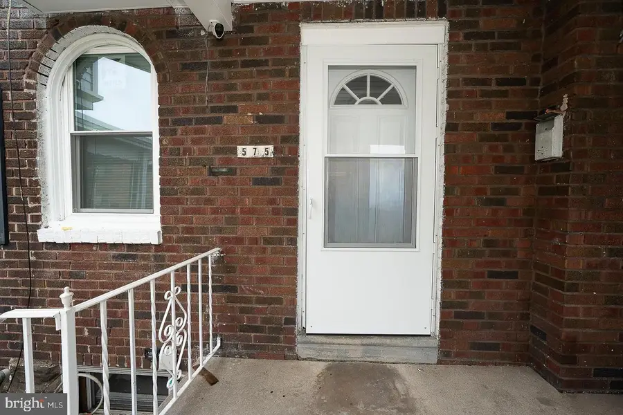 575 Timberlake Rd, Upper Darby, PA 19082 - #3
