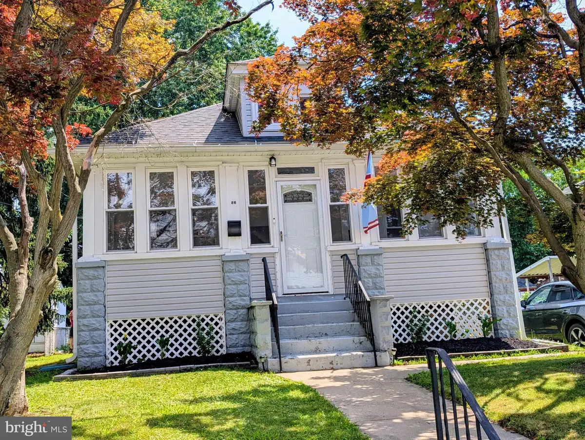 53 E Chelton Rd, Brookhaven, PA 19015 - #1