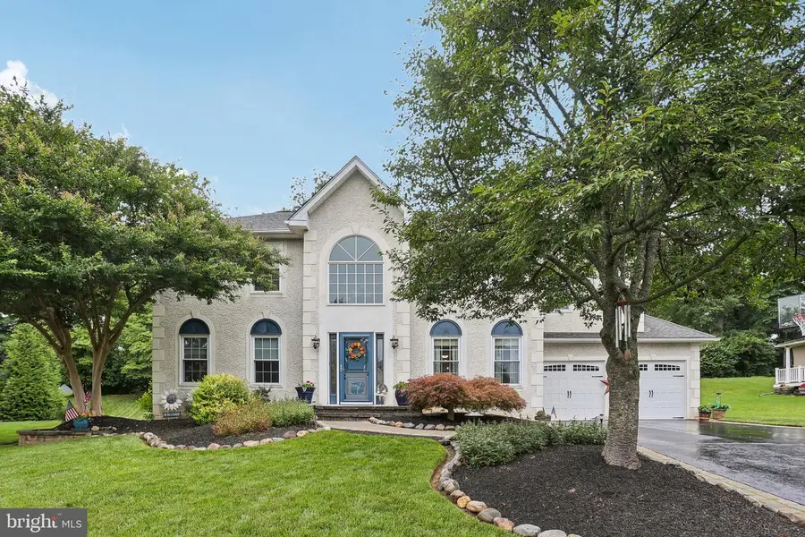 1204 Woodsview Dr, Garnet Valley, PA 19060 - #2