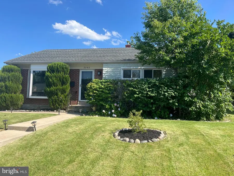 2240 Theresa Ave, Morton, PA 19070 - #2