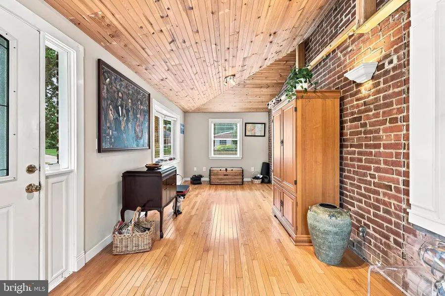 844 Burmont Rd, Drexel Hill, PA 19026 - #2