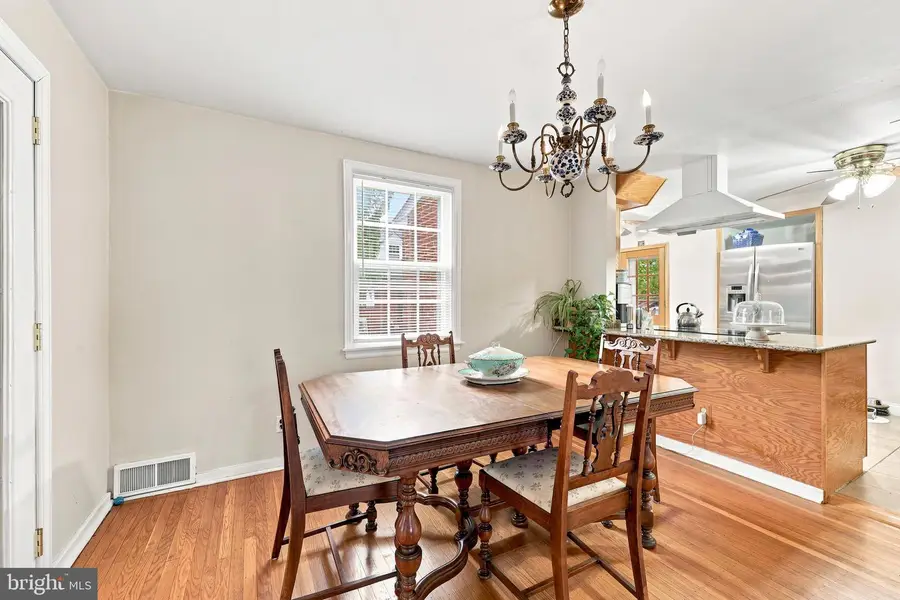 844 Burmont Rd, Drexel Hill, PA 19026 - #3