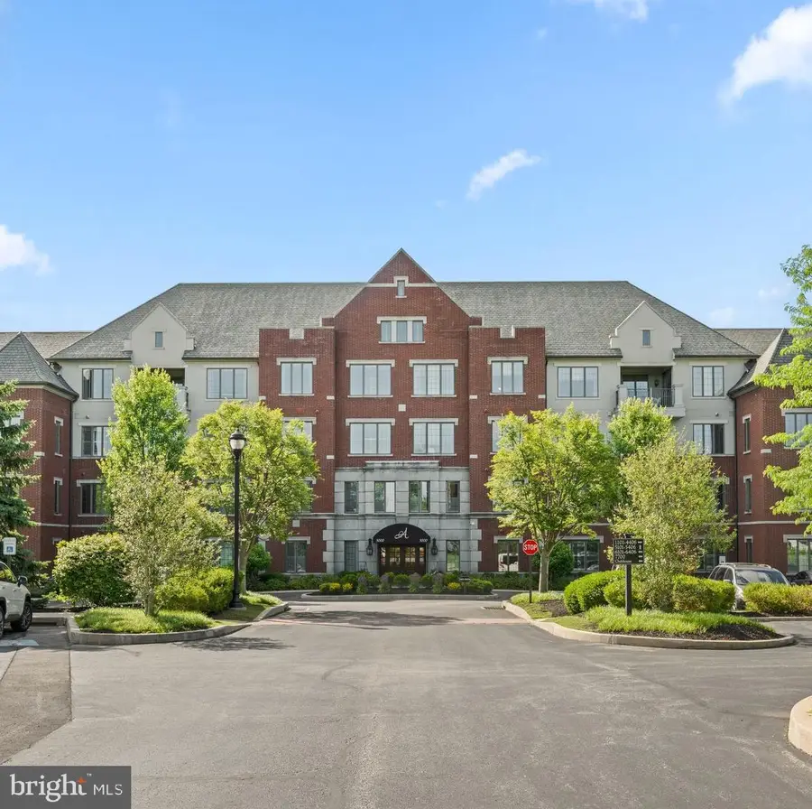 5304 Parkview Dr, Haverford, PA 19041 - #2