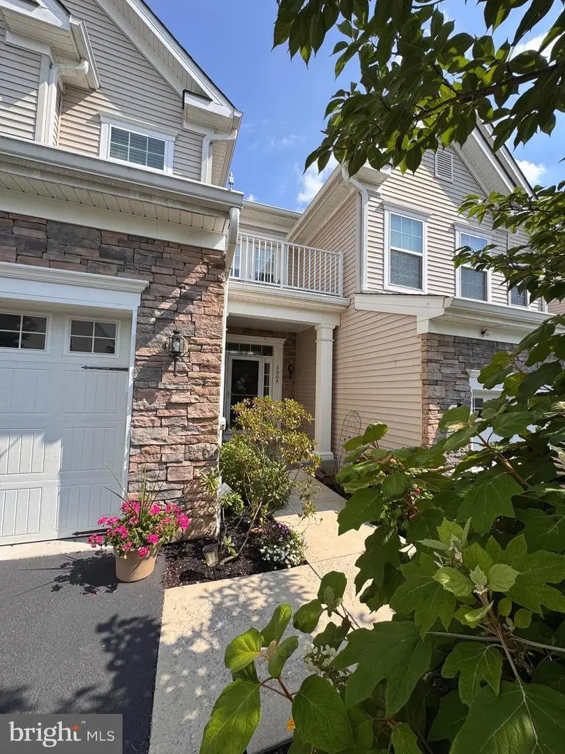 3505 Muirwood Dr, Newtown Square, PA 19073 - #2
