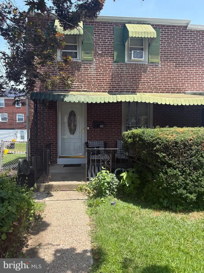 221 Foster Ave, Sharon Hill, PA 19079 - #1