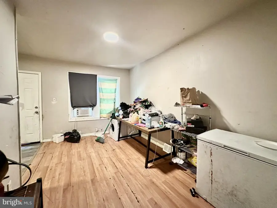 1028 Mcdowell Ave, Chester, PA 19013 - #3