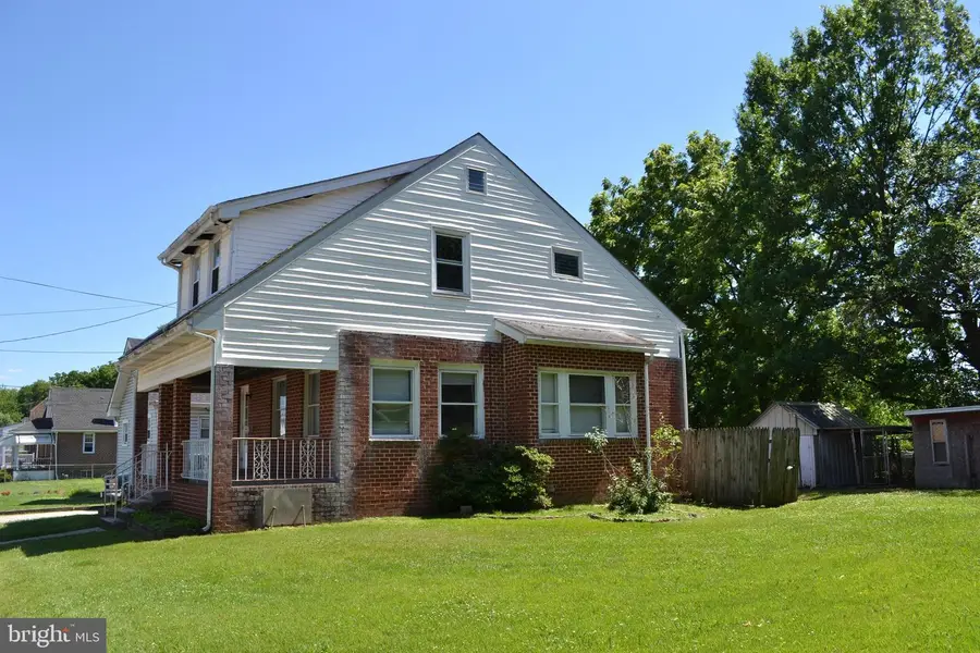 530 Pershing Ave, Collingdale, PA 19023 - #3