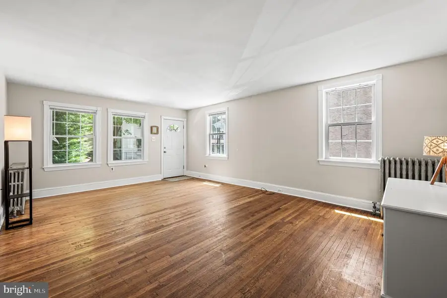 104 Garrett Ave, Bryn Mawr, PA 19010 - #3