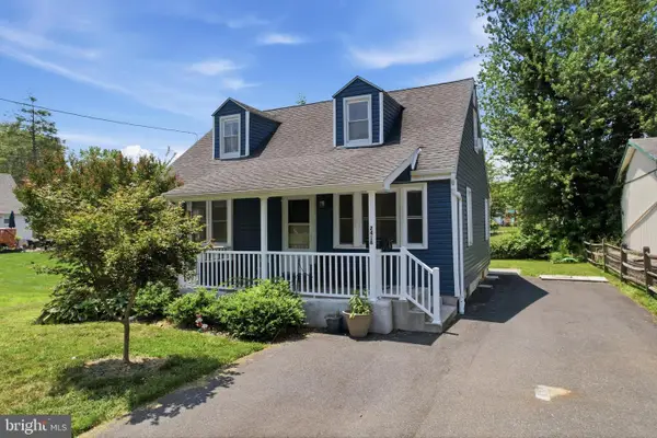 2418 4th Ave, UPPER CHICHESTER, PA 19061