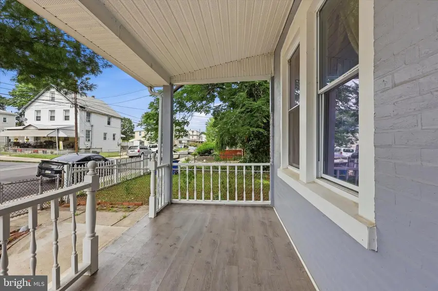 36 E Washington Ave, Clifton Heights, PA 19018 - #2