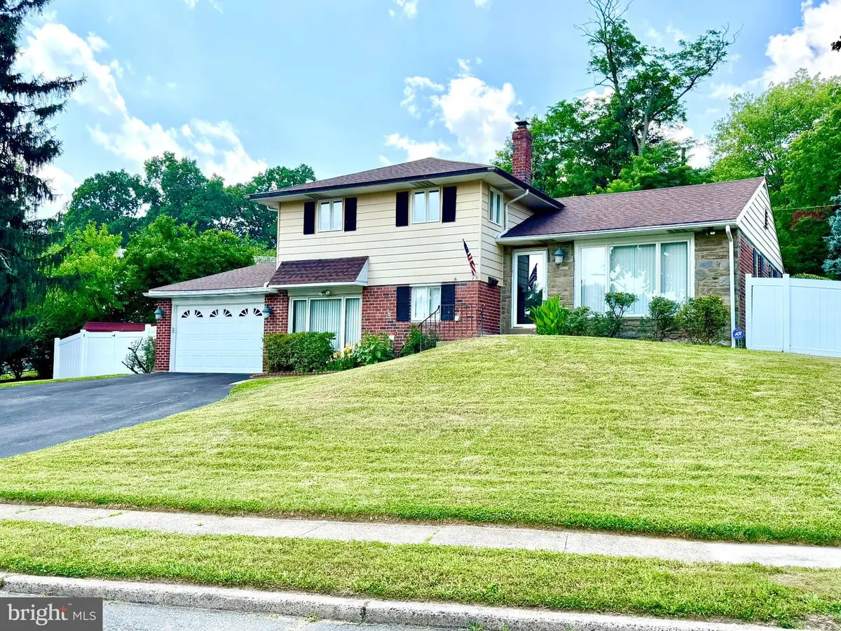 7 Cornell Cir, Broomall, PA 19008 - #1