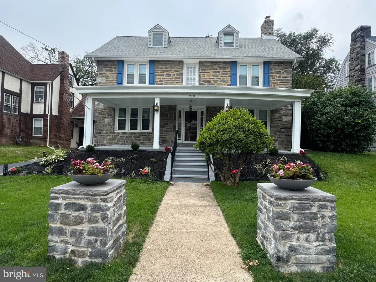 912 Lindale Ave, Drexel Hill, PA 19026 - #1